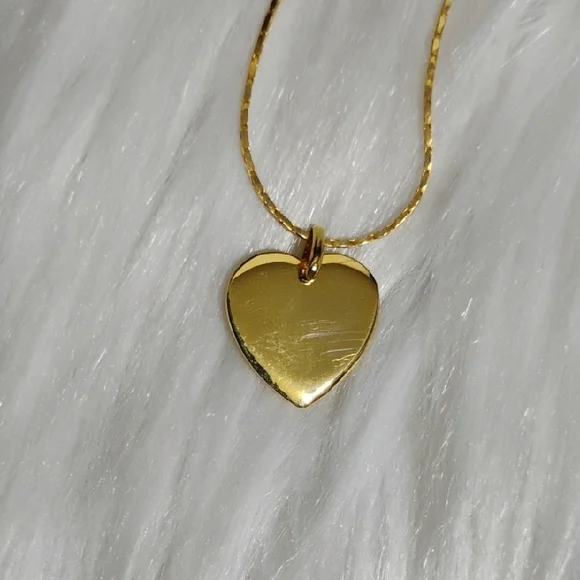 SALE! Christian Dior Gold Plated Heart Pendant Necklace W Polished Heart Charm - Picture 6 of 12